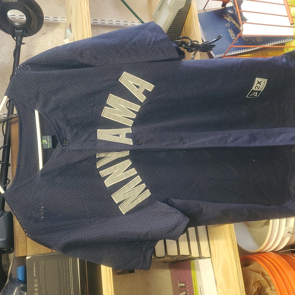 Beastmode Marshawn Lynch MNYAMA Swahili Jeraey 2XL